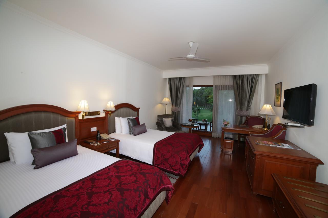 Jaypee Palace Hotel Agra  Zewnętrze zdjęcie