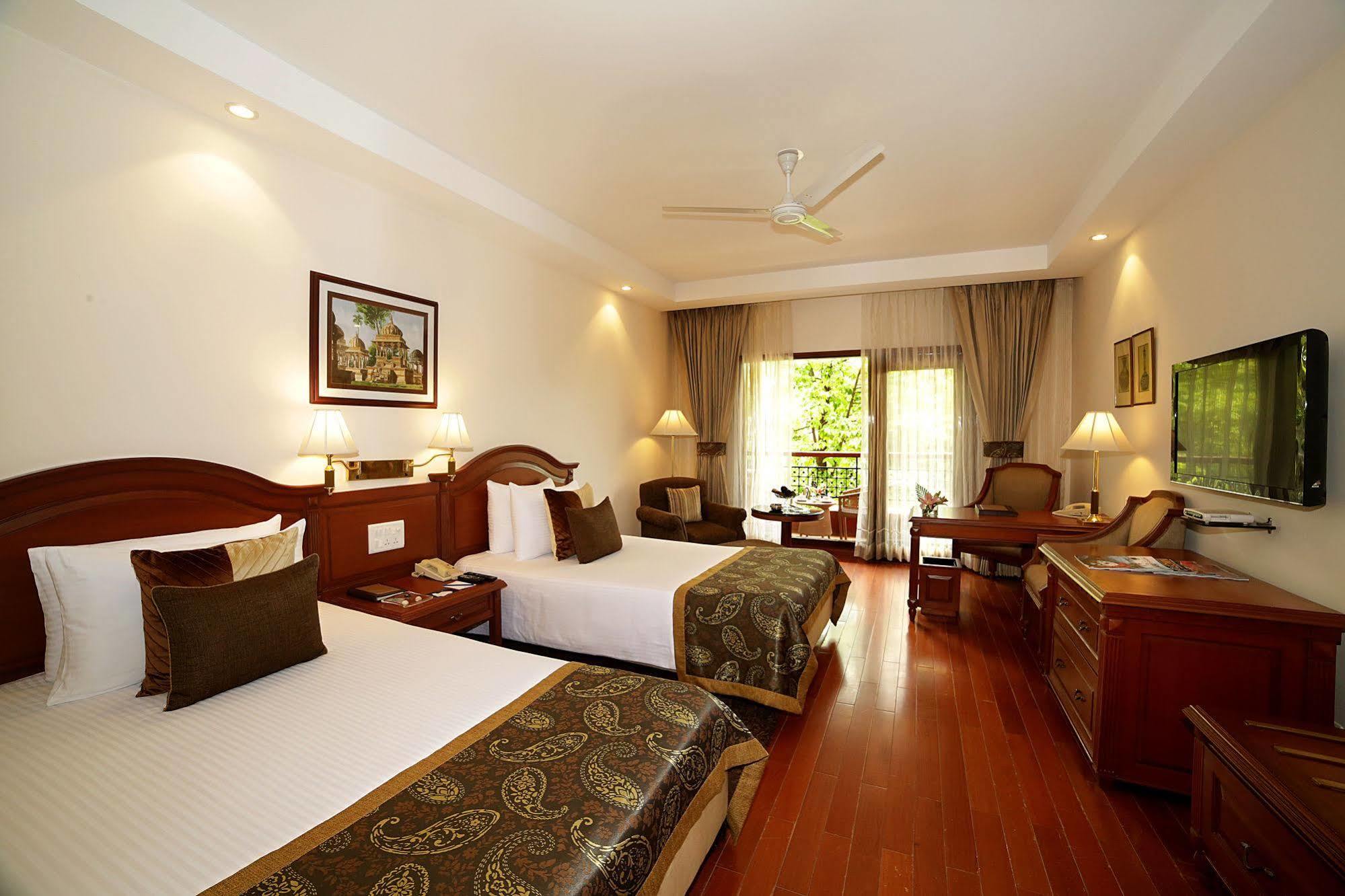 Jaypee Palace Hotel Agra  Zewnętrze zdjęcie