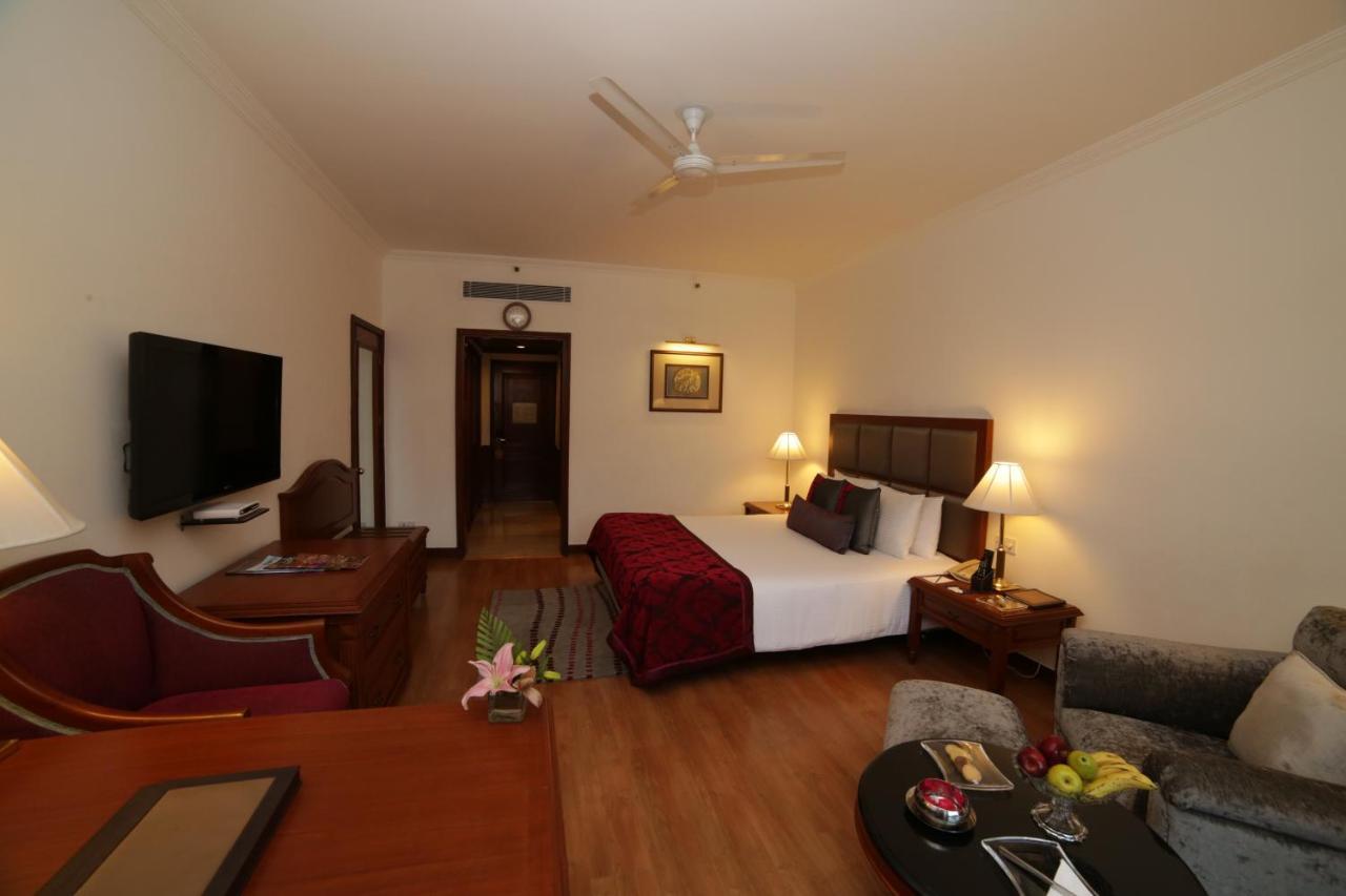 Jaypee Palace Hotel Agra  Zewnętrze zdjęcie